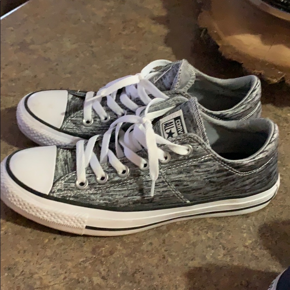 Converse women’s size 7.5